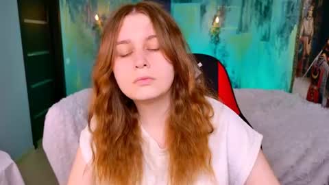 fiora online show from July 3, 5:45 am