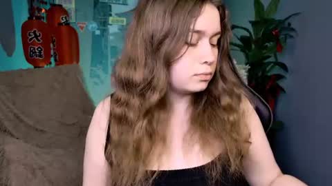 fiora online show from July 4, 5:55 am