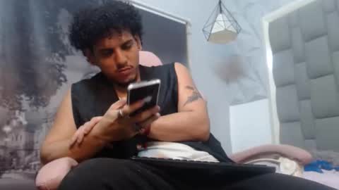 fire_boy69 online show from March 7, 6:41 pm