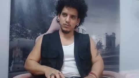 fire_boy69 online show from March 12, 9:18 pm