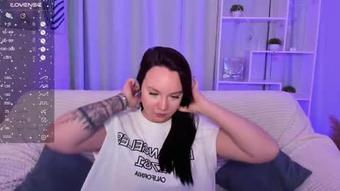 fire_emily online show from December 19, 2:40 am