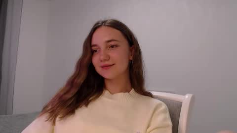 fireflies_fly_ online show from September 22, 7:51 pm