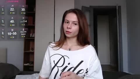 fitmila online show from June 9, 10:15 am