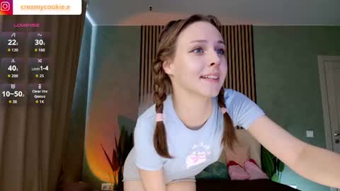 im Linda please give me thumbs up online show from July 9, 2:59 am