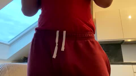 flashi1990 online show from October 19, 6:07 am