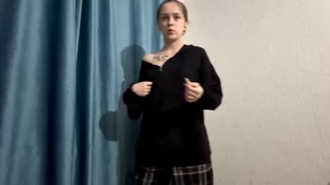 Emma online show from March 11, 8:12 pm