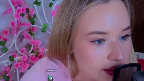 Amina online show from November 15, 3:46 pm