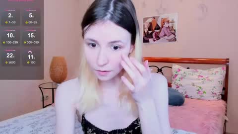 FlexiMona online show from May 7, 9:05 am