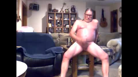 flipd online show from February 18, 4:12 am