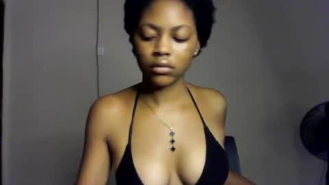 flirty_xxbonny online show from July 30, 8:04 am