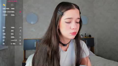 Emely  online show from August 5, 4:42 am