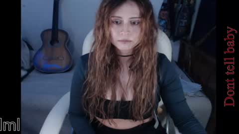 flor3citarockera online show from July 21, 1:46 pm