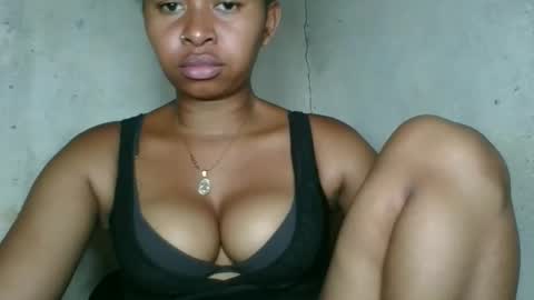 florencia011 online show from October 25, 8:20 pm