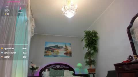 Snapshot of flower_nicole chatting on October 9, 4:51 am Nicole online show from October 9, 4:51 am