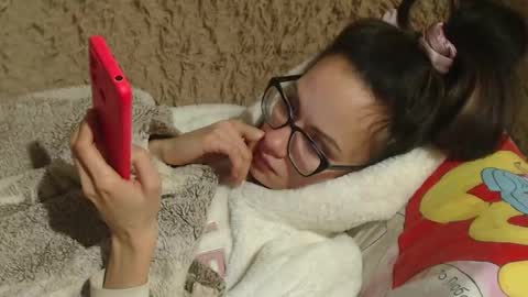 Snapshot of flowercandydoll13 chatting on February 11, 5:07 pm say meow and send tip online show from February 11, 5:07 pm