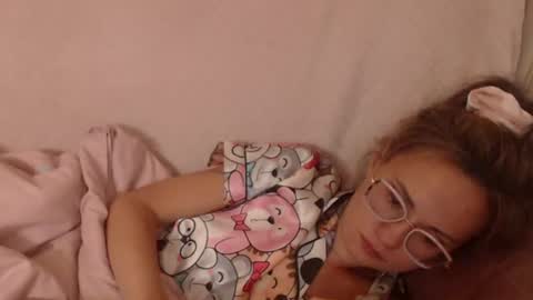 say meow and send tip  online show from July 9, 1:26 pm