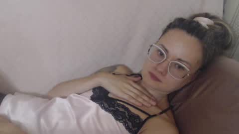 say meow and send tip  online show from August 2, 11:01 am