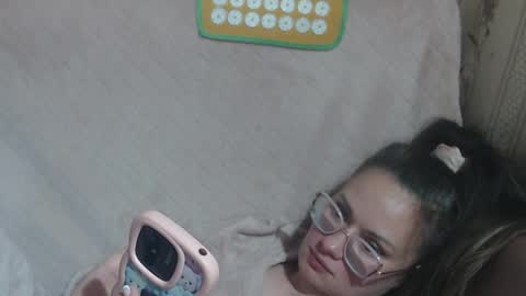 say meow and send tip  online show from April 25, 1:41 pm