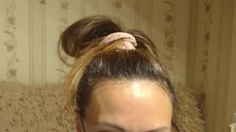 Snapshot of flowercandydoll13 chatting on September 16, 7:00 am say meow and send tip online show from September 16, 7:00 am