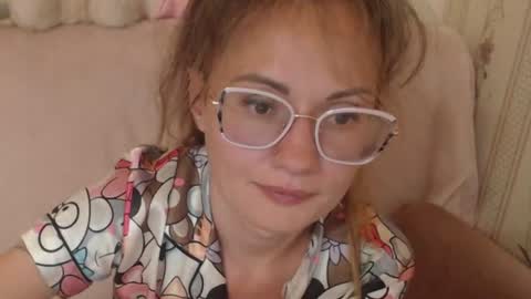 say meow  and  send tip  online show from June 20, 3:40 pm
