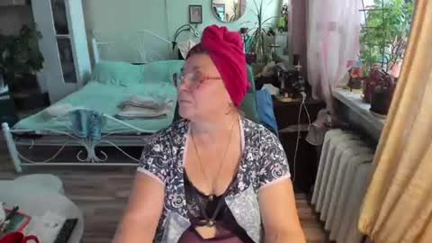 Flowerlower online show from July 28, 5:13 pm