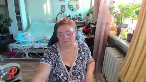Flowerlower online show from July 13, 5:49 pm