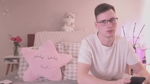 Fluffy and Krut online show from January 29, 7:36 am