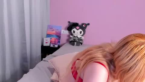 Monica online show from June 25, 1:35 am