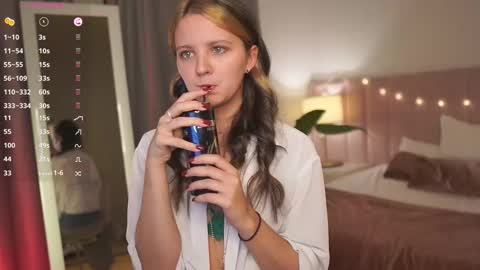 LilLisa online show from October 2, 5:12 pm