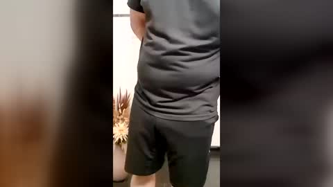 fluffybutt_ online show from July 26, 9:12 pm