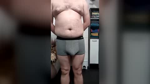 fluffybutt_ online show from July 30, 10:54 pm