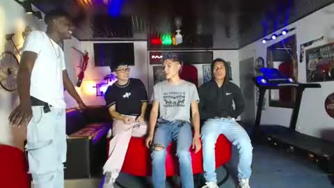 flyckers online show from June 30, 12:26 pm