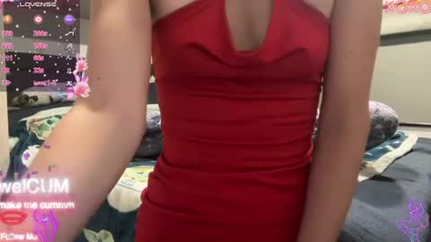 Elaine online show from August 3, 11:55 pm