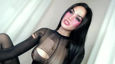 KHATRINA STACIE MARIE online show from May 25, 5:13 am