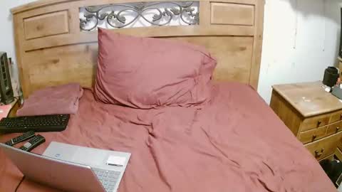 fountainofcumxix online show from January 6, 4:58 am