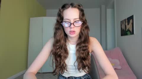 Kira online show from November 13, 2:36 am