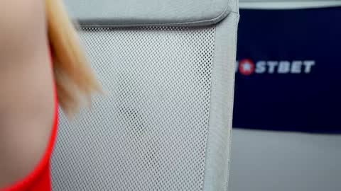 Snapshot of foxeslovefoxes chatting on January 12, 2:19 pm CUSTOM PHOTOS AND VIDEOS - online show from January 12, 2:19 pm