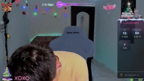 Foxicfu online show from December 17, 1:49 pm