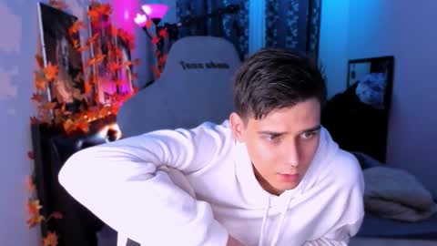 Foxicfu online show from October 1, 7:24 pm