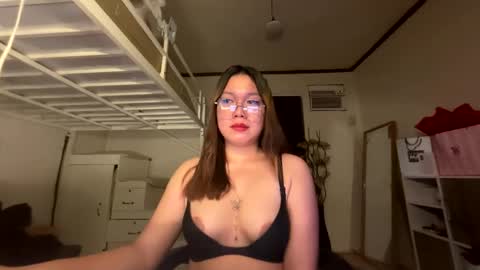 Alicia Baby online show from May 12, 7:45 pm
