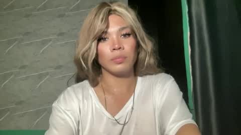 KITTY online show from June 25, 2:11 pm