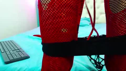 Ella online show from October 27, 4:29 pm