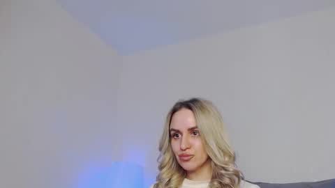 Foxy Kimmi online show from March 13, 7:22 am