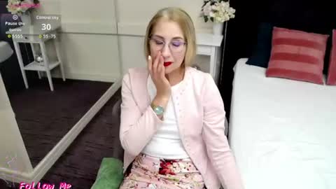 Ana online show from July 28, 2:13 pm