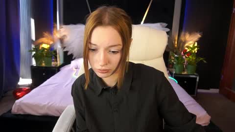 Maya online show from June 5, 1:38 pm