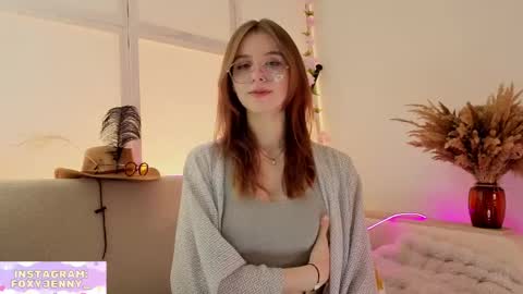 foxysecret_ online show from May 9, 7:09 pm