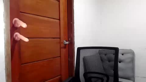 Thea online show from March 8, 3:21 am