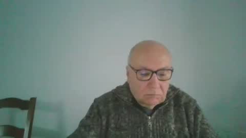 Snapshot of fra94 chatting on January 3, 3:01 pm fra94 online show from January 3, 3:01 pm