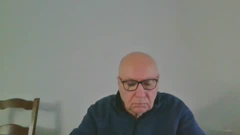 Snapshot of fra94 chatting on February 27, 2:10 pm fra94 online show from February 27, 2:10 pm