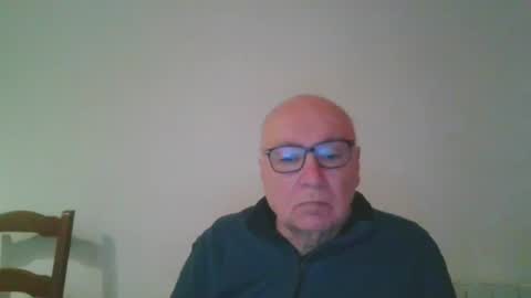 Snapshot of fra94 chatting on January 3, 9:05 pm fra94 online show from January 3, 9:05 pm